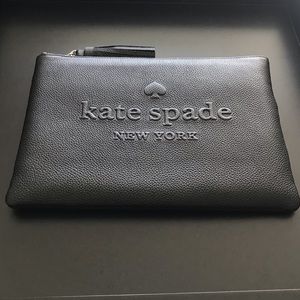 Kate Spade Larchmont Avenue Logo Gia Clutch